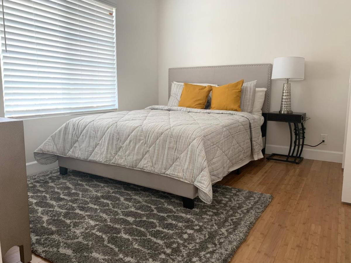 Gated Contemporary 3 Bedroom - 2 Bathroom Home In South La Plus Parking Los Angeles Kültér fotó