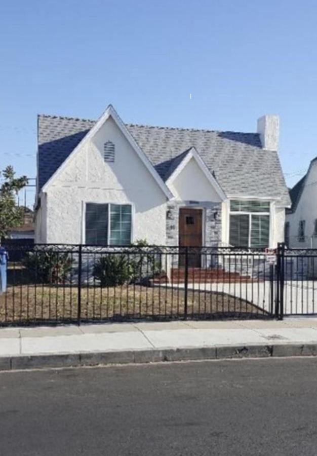 Gated Contemporary 3 Bedroom - 2 Bathroom Home In South La Plus Parking Los Angeles Kültér fotó